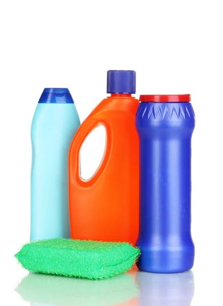 Produtos de limpeza isolados em branco — Fotografia de Stock