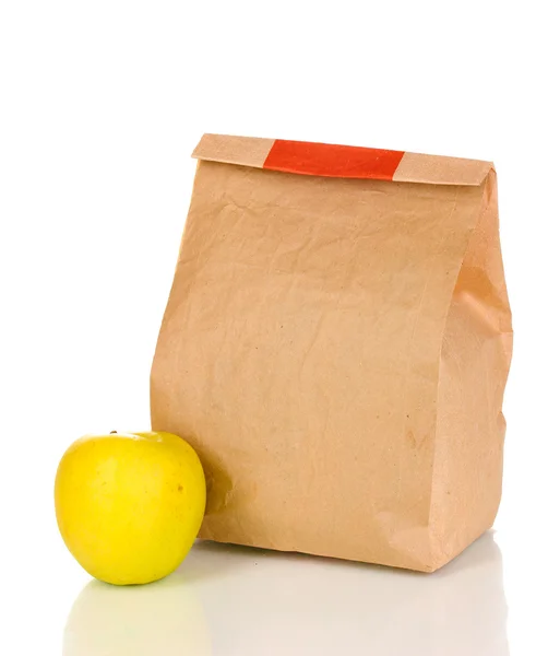 음식과 흰색 절연 폐쇄 종이 가방 — 스톡 사진