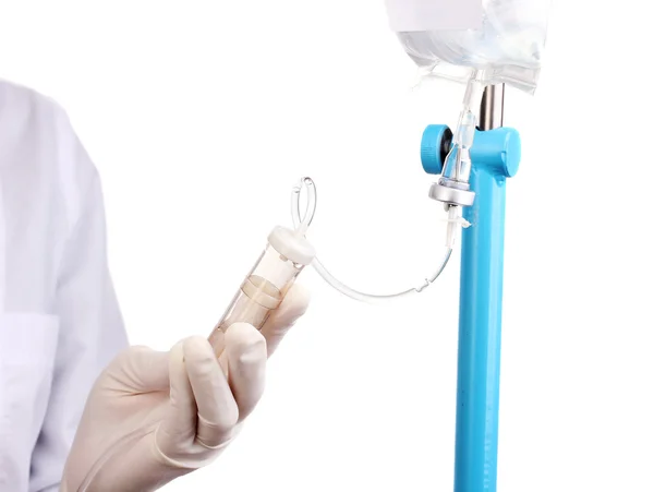 Verpleegkundige doen infusie geïsoleerd op wit — Stockfoto