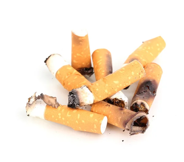 在白色的香烟烟头 isolateed — 图库照片
