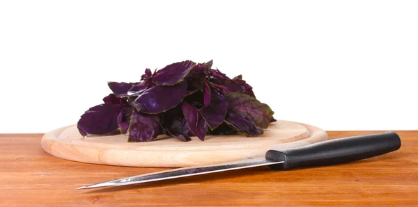 Basilico su un tagliere su coltello — Foto Stock