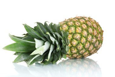 Beyaz üzerine izole edilmiş ananas