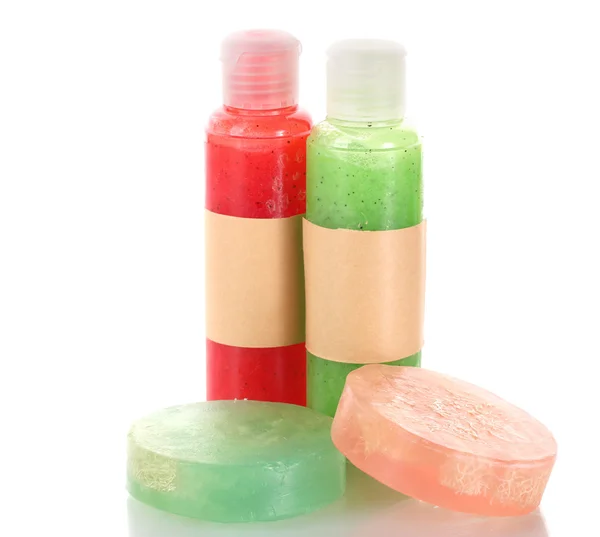 Láhve s křovinami a mýdla izolovaných na bílém — Stock fotografie