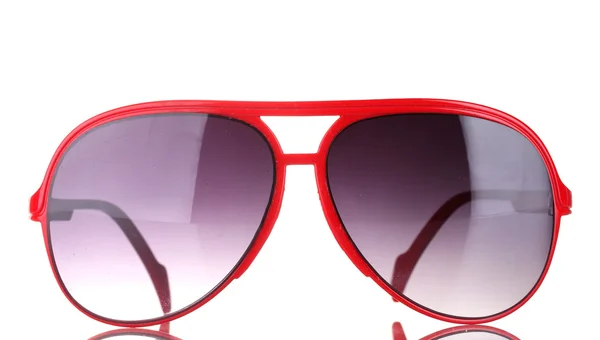 Óculos de sol vermelhos femininos isolados em branco — Fotografia de Stock
