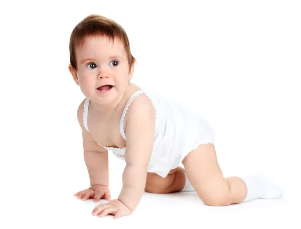 Bonito bebê menina rastejando isolado no branco — Fotografia de Stock