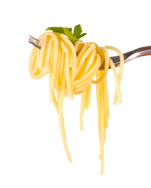 Deliziosi spaghetti su una forchetta primo piano su sfondo bianco — Foto Stock