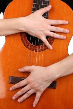 gitar beyaz üzerine izole