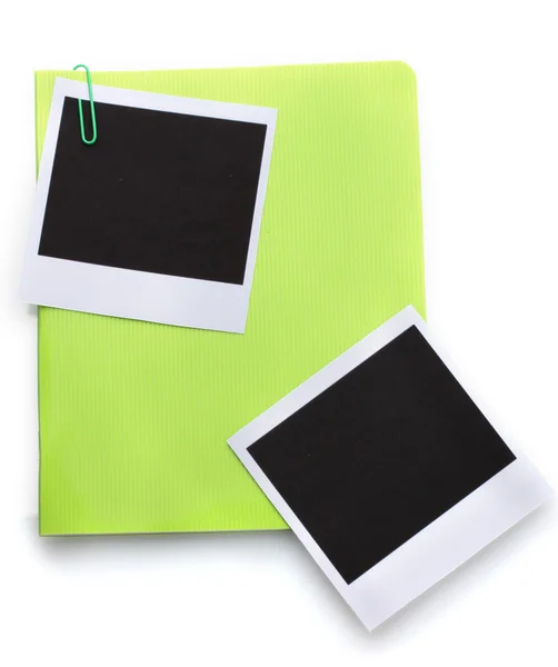 Zdjęcie papiery i zielony notatnik na białym tle — Zdjęcie stockowe