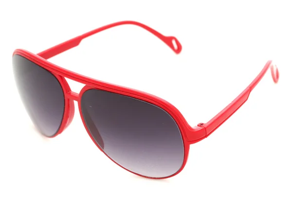Donne glamour occhiali da sole rossi isolati su bianco — Foto Stock