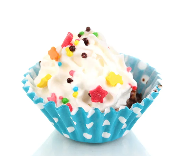 Romige cupcake geïsoleerd op wit — Stockfoto