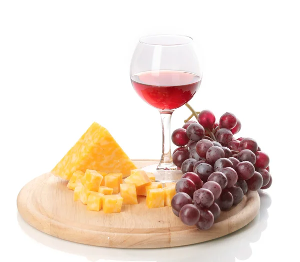 Wino w lampka i ser biały na białym tle na — Zdjęcie stockowe