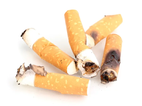 在白色的香烟烟头 isolateed — 图库照片