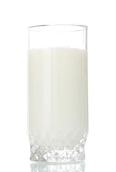 Ποτήρι γάλα απομονωμένο σε λευκό — Φωτογραφία Αρχείου