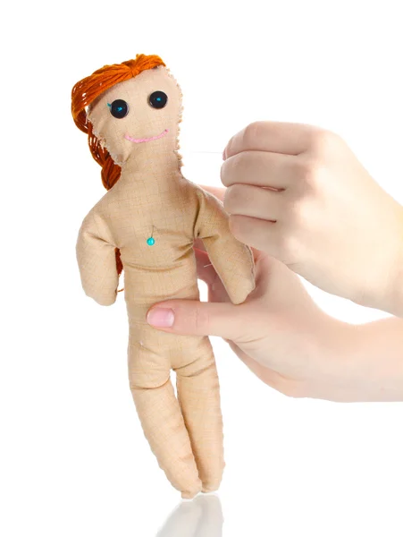 Voodoo-Puppe Mädchen in den Händen von Frauen isoliert auf weiß — Stockfoto