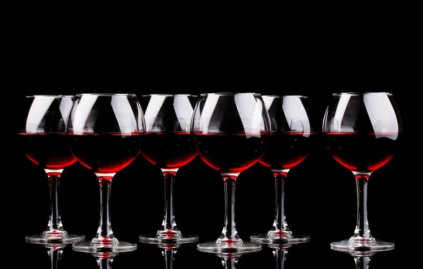 Elszigetelt fekete wineglasses — Stock Fotó