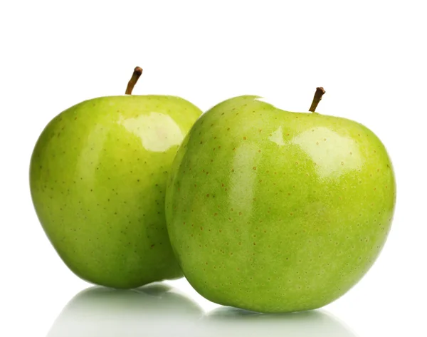 Dwie soczyste zielone jabłka na białym tle — Zdjęcie stockowe