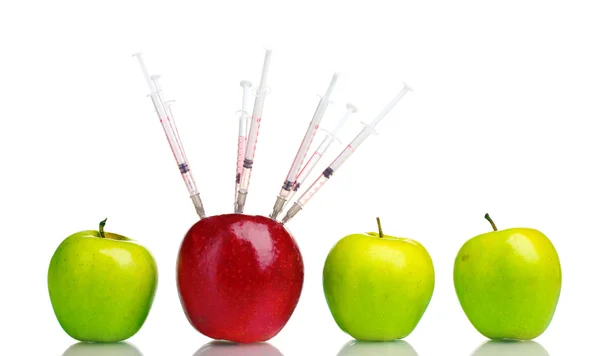 ジューシーなりんごと白で隔離される注射器 — ストック写真