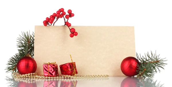 Boş kartpostal, hediyeler, Noel topları ve köknar ağacı üzerinde beyaz izole — Stok fotoğraf