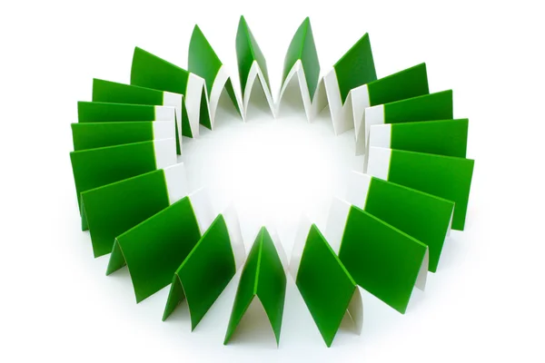 Molte cartelle verdi isolate su bianco — Foto Stock