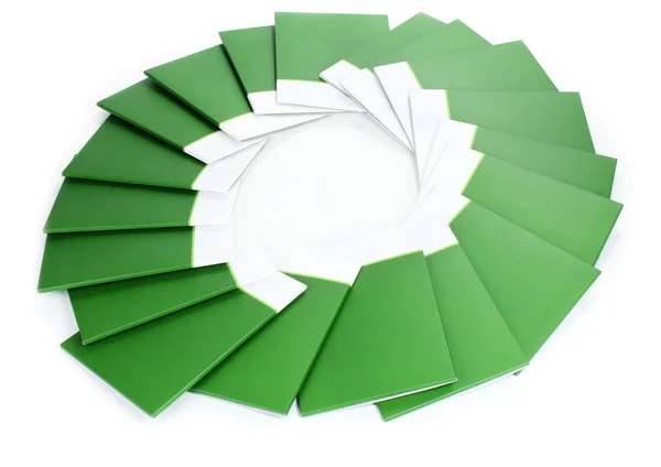 Muchas carpetas verdes aisladas en blanco — Foto de Stock