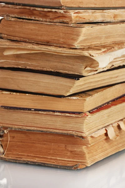 Mucchio di vecchi libri primo piano — Foto Stock