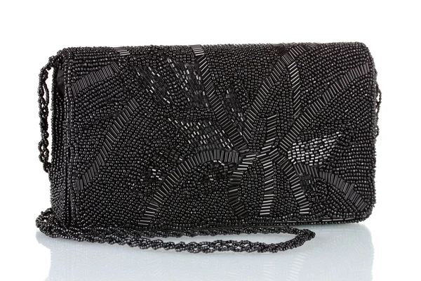 Embrayage noir brodé de perles isolées sur blanc — Photo