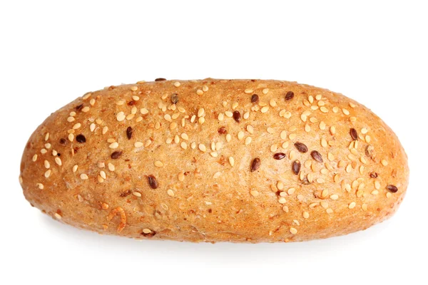 Delizioso panino con semi di sesamo isolati su bianco — Foto Stock