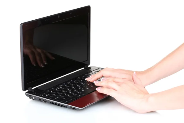 新的笔记本电脑和女人手上白色隔离 — 图库照片