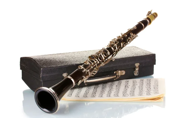 Antika klarnet, dava ve defter ile üzerine beyaz izole notları — Stok fotoğraf