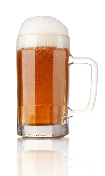 Bira bardağı beyaz izole — Stok fotoğraf