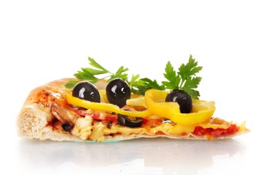 lezzetli dilim pizza üzerinde beyaz izole