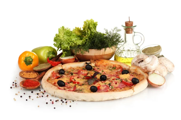 Delicious pizza, vegetables, spices and oil isolated on white — Stock Photo, Image