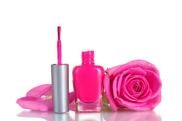 Różowy lakier do paznokci z różą na białym tle — Zdjęcie stockowe