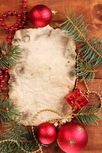 Vánoční přání na dřevěný stůl — Stock fotografie
