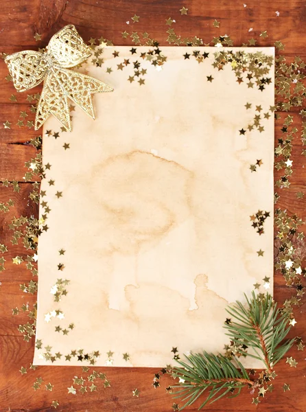 Vánoční přání na dřevěný stůl — Stock fotografie