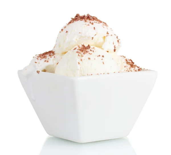 Çikolata üzerinde beyaz izole kase lezzetli vanilyalı dondurma — Stok fotoğraf