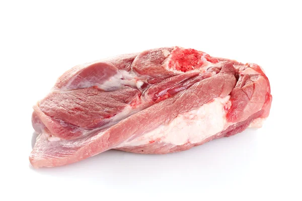 Сырое мясо, изолированное на белом — стоковое фото