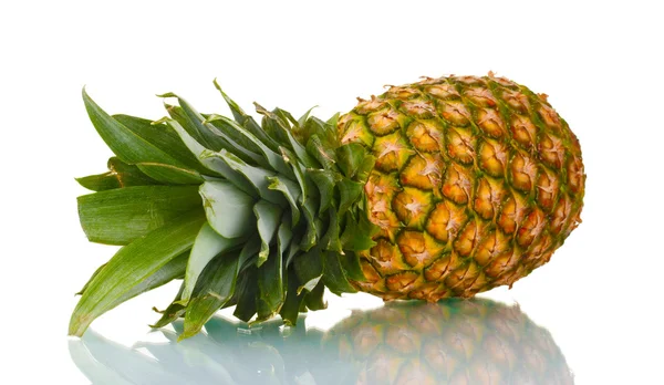 Ananas isolato su bianco — Foto Stock