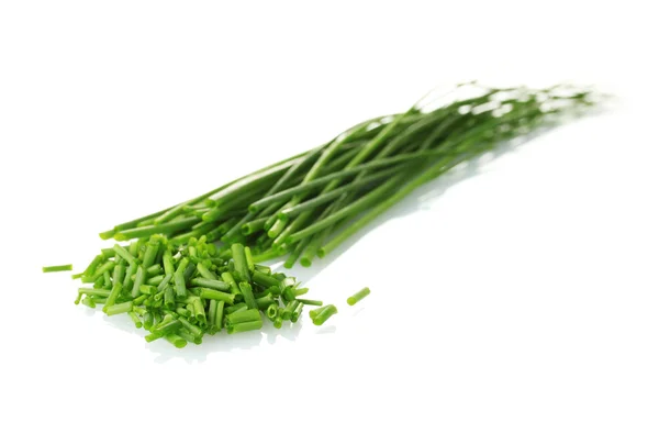 Vacker grön lök gräslök isolerad på vit — Stockfoto