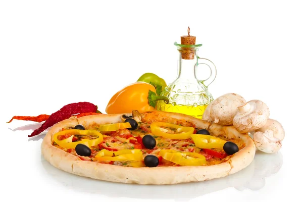 Delicious pizza, vegetables and oil isolated on white — Stock Photo, Image