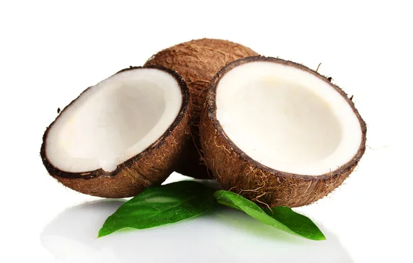 Frische Kokosnuss isoliert auf weiß — Stockfoto