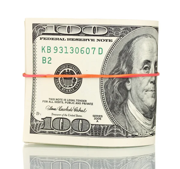 大量的一百美元的钞票绑橡胶带上白色隔离 — 图库照片