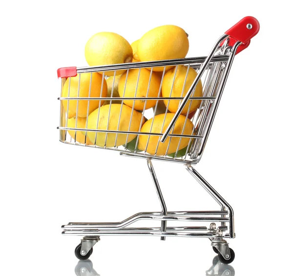 Limões maduros no carrinho de compras isolado em branco — Fotografia de Stock