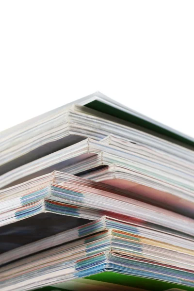 Pila de revistas aisladas en blanco — Foto de Stock