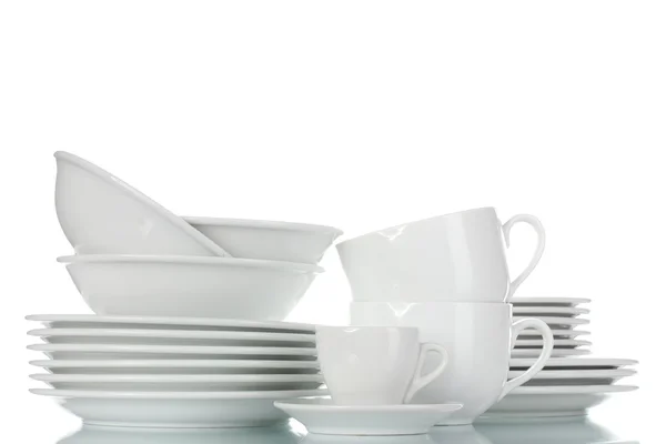 Cuencos vacíos, platos y tazas aislados en blanco —  Fotos de Stock