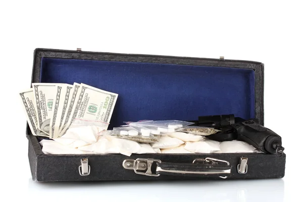 ? ocaine och marijuana med pistol i en resväska isolerad på vit — Stockfoto