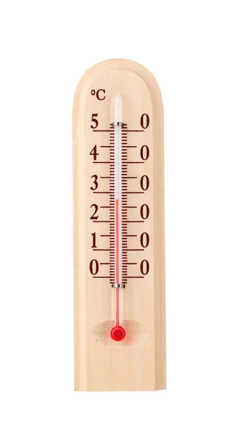 Деревянный термометр изолирован на белом — стоковое фото