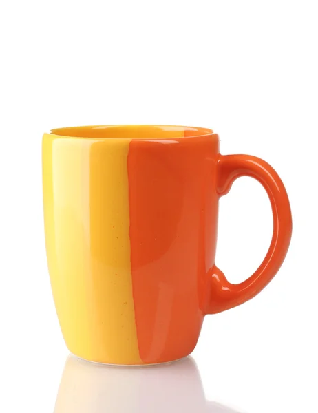 Желтая чашка на белом — стоковое фото