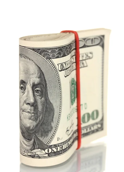 Un sacco di banconote da cento dollari legato elastico isolato su bianco — Foto Stock