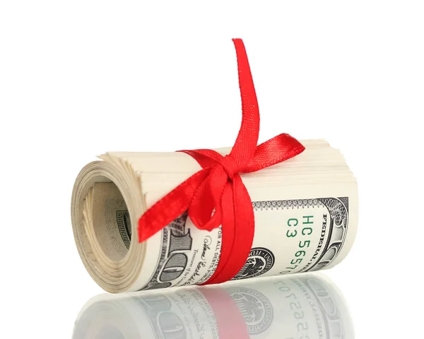 大量的一百美元的钞票绑上白色隔离的红丝带 — 图库照片
